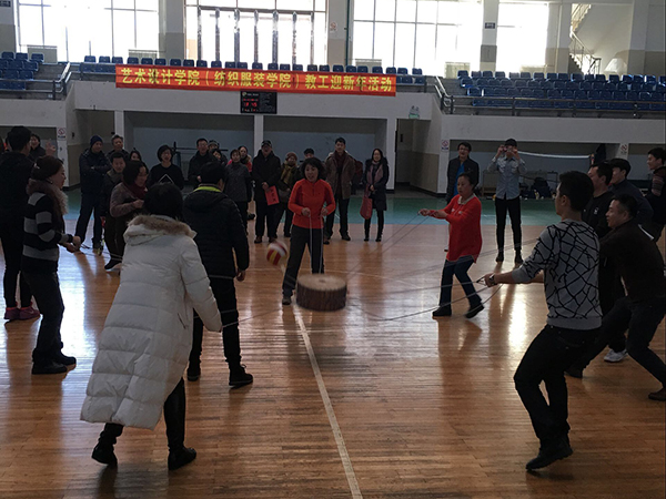 K1HKCT3DU[IEDO37L6)Y{56.jpg